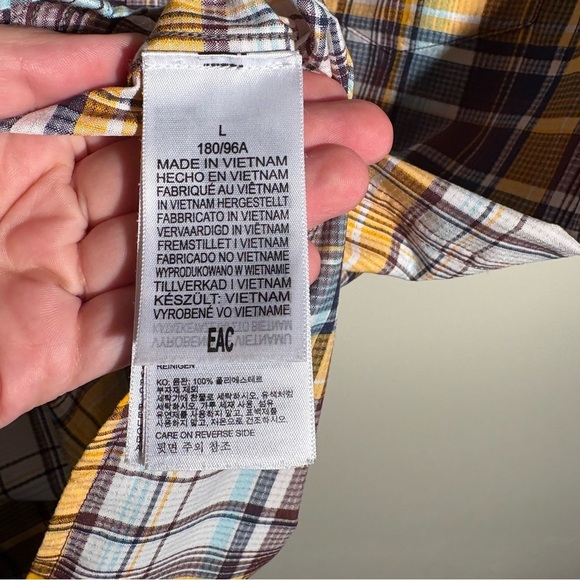 Marmot Short Sleeve Button Down - Picture 6 of 8
